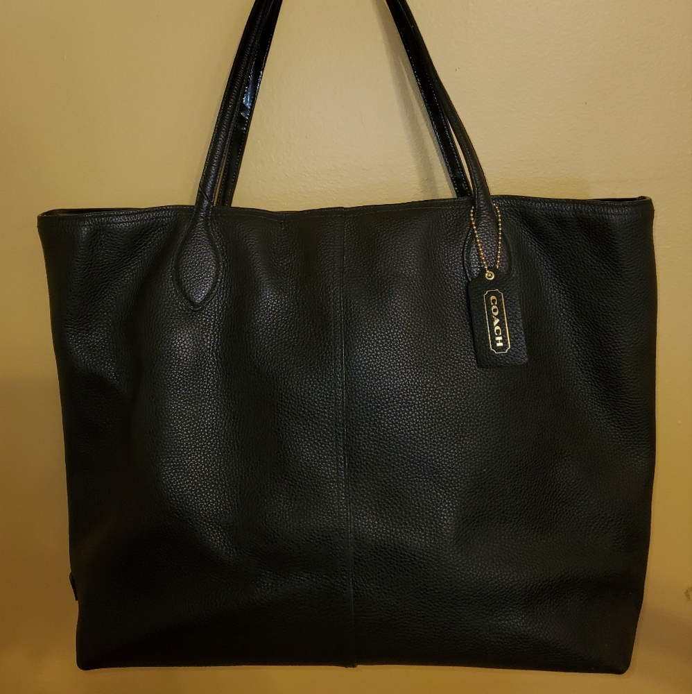 Coach Black Leather Shoulder Bag